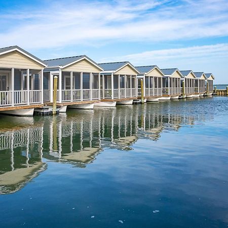 Blufin Bungalows & Marina Чинкотиг Экстерьер фото