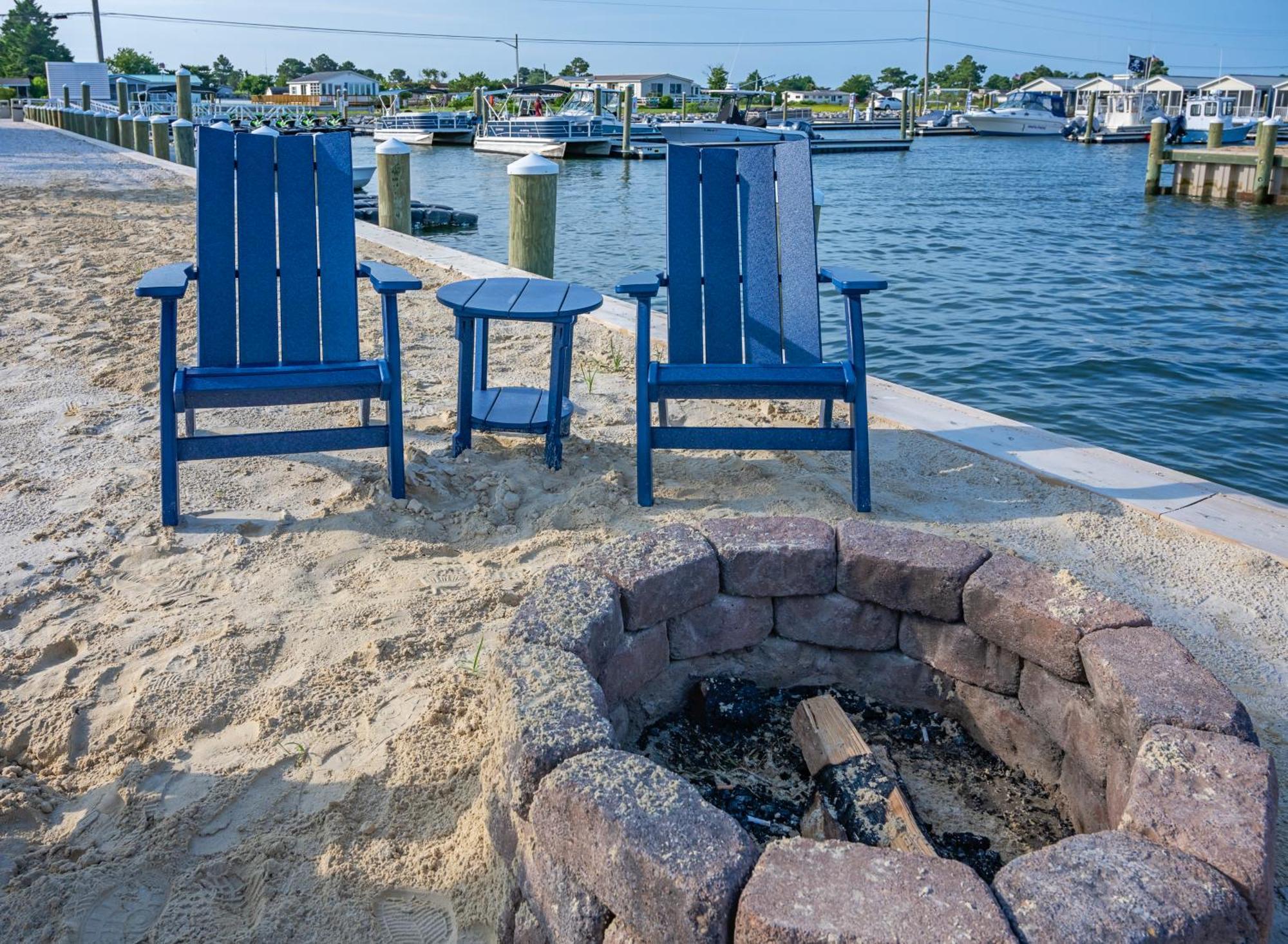 Blufin Bungalows & Marina Чинкотиг Номер фото