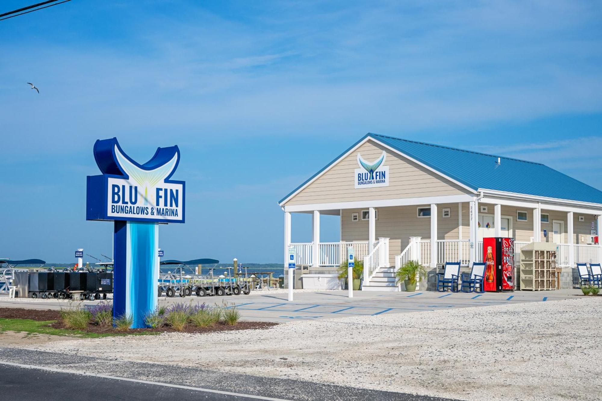 Blufin Bungalows & Marina Чинкотиг Номер фото